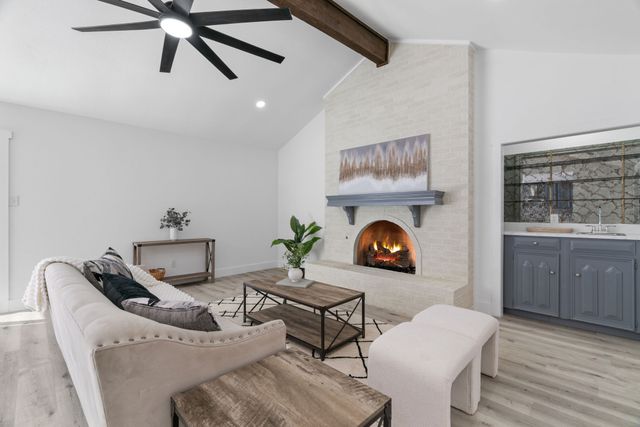 4412 Diamond Loch N, North Richland Hills, TX 76180