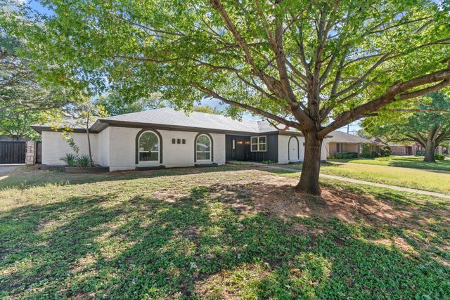 4412 Diamond Loch N, North Richland Hills, TX 76180