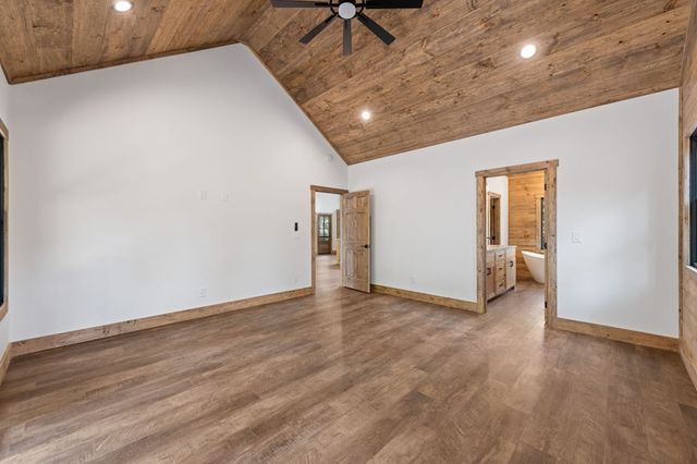 164 Brook Lane, Mineral Bluff, GA 30559