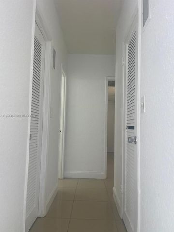 19390 Collins Avenue 123, Sunny Isles Beach, FL 33160