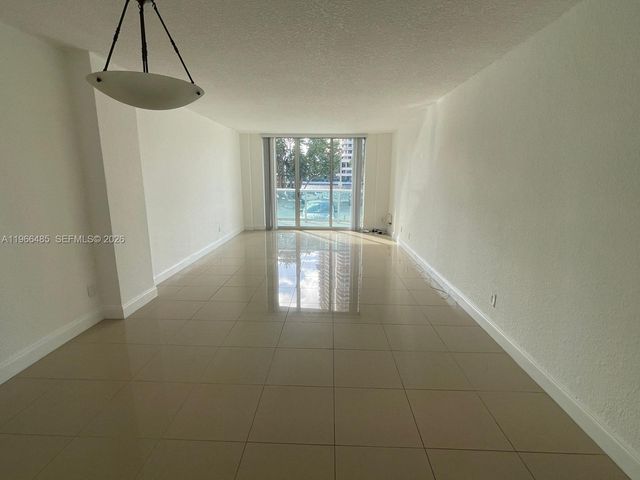 19390 Collins Avenue 123, Sunny Isles Beach, FL 33160