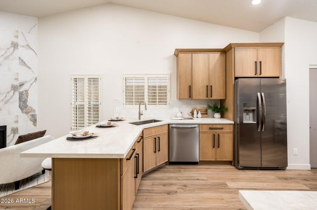 1033 E HEARNE Way, Gilbert, AZ 85234