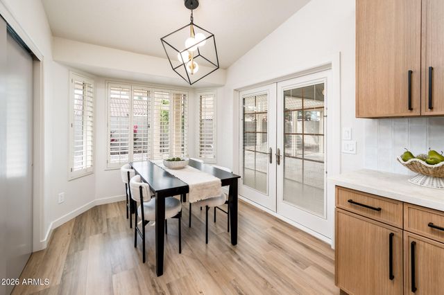 1033 E HEARNE Way, Gilbert, AZ 85234