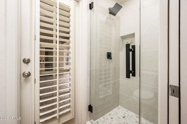 1033 E HEARNE Way, Gilbert, AZ 85234