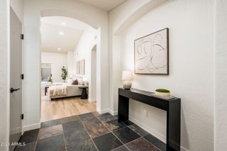 1033 E HEARNE Way, Gilbert, AZ 85234