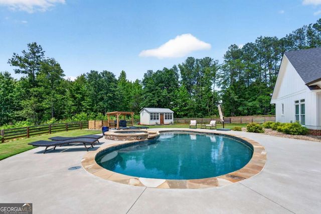 1033 McLeod Estates Drive, Monroe, GA 30655