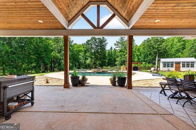 1033 McLeod Estates Drive, Monroe, GA 30655
