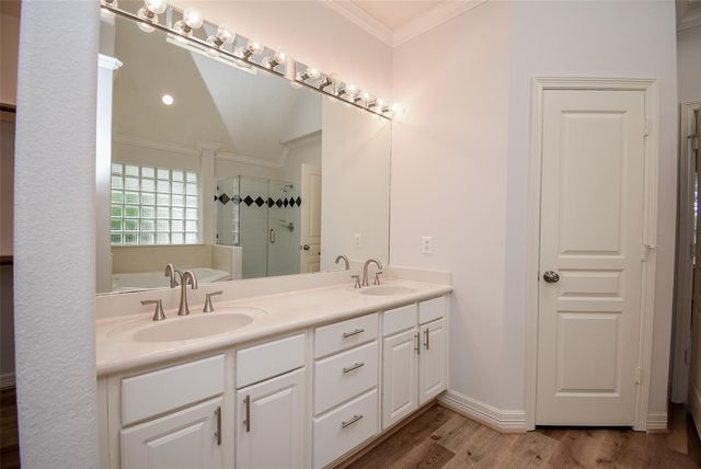 3134 Old Masters Drive, Sugar Land, TX 77479