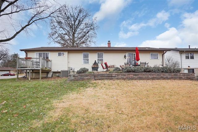 1716 Dover Trace Drive, Fenton, MO 63026