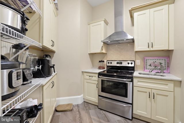 5848 DOYLE RD, Clifton, VA 20124