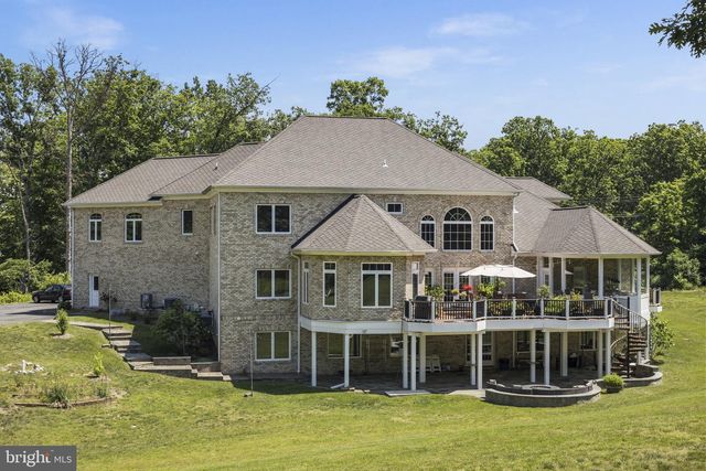 5848 DOYLE RD, Clifton, VA 20124