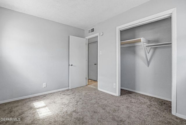 4901 DEBEERS Drive, El Paso, TX 79924