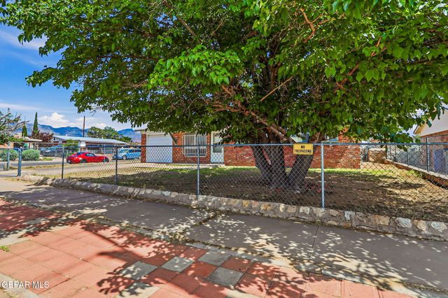 4901 DEBEERS Drive, El Paso, TX 79924