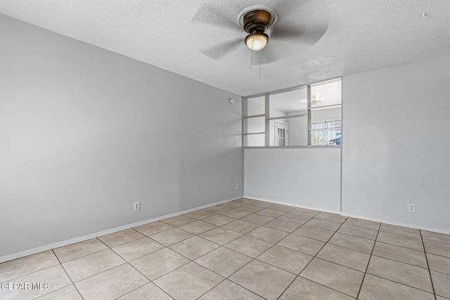 4901 DEBEERS Drive, El Paso, TX 79924