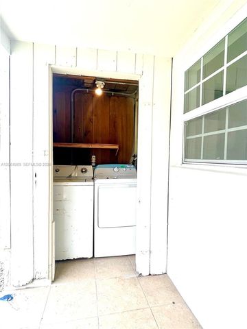 1004 SW 24th Avenue, Fort Lauderdale, FL 33312