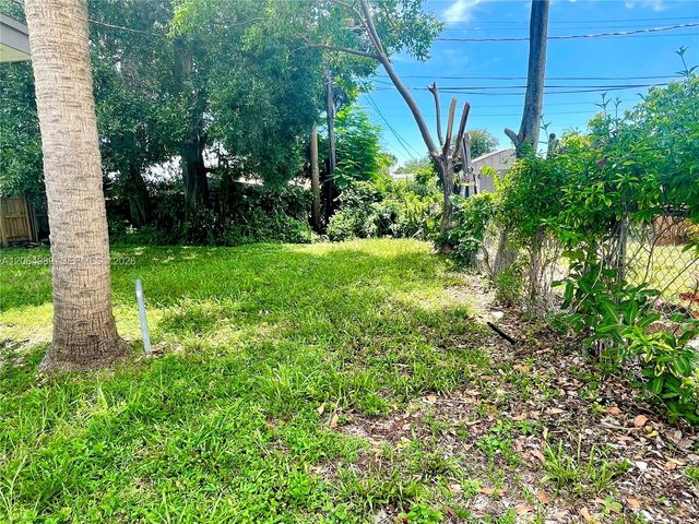 1004 SW 24th Avenue, Fort Lauderdale, FL 33312