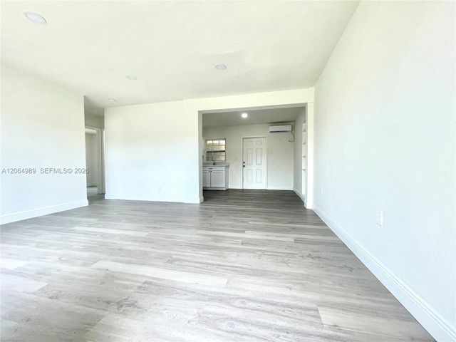 1004 SW 24th Avenue, Fort Lauderdale, FL 33312