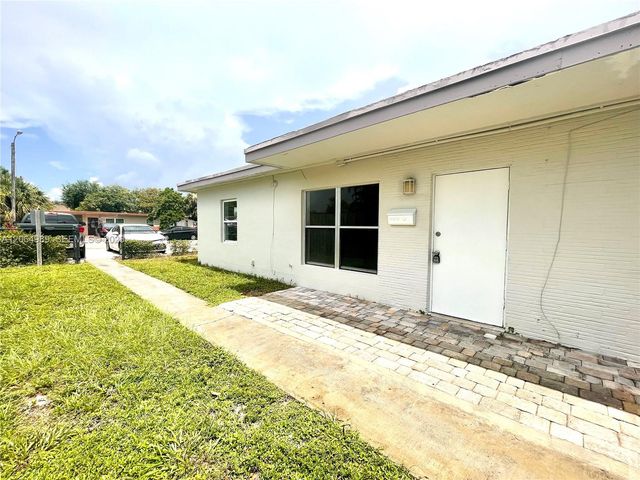 1004 SW 24th Avenue, Fort Lauderdale, FL 33312