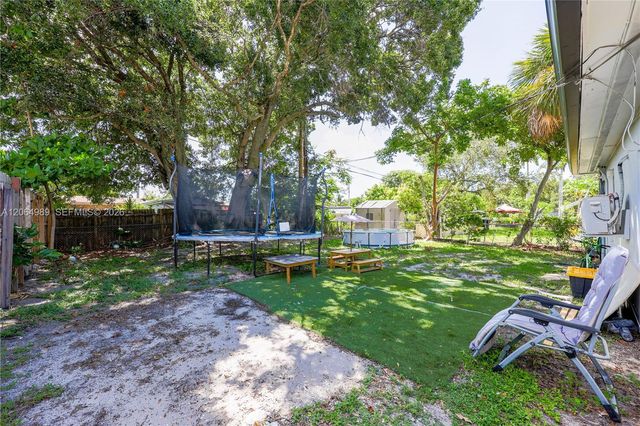 1004 SW 24th Avenue, Fort Lauderdale, FL 33312