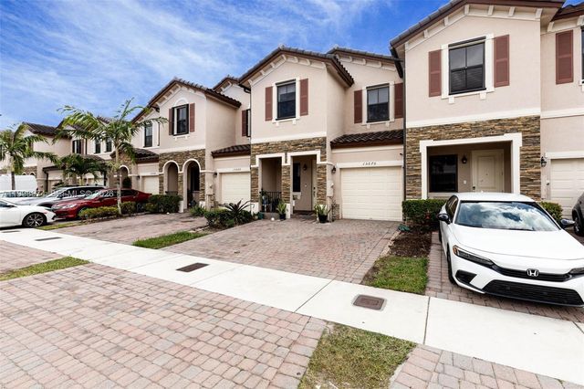 15070 SW 119th Ln, Miami, FL 33196