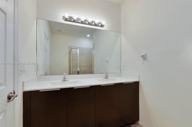15070 SW 119th Ln, Miami, FL 33196