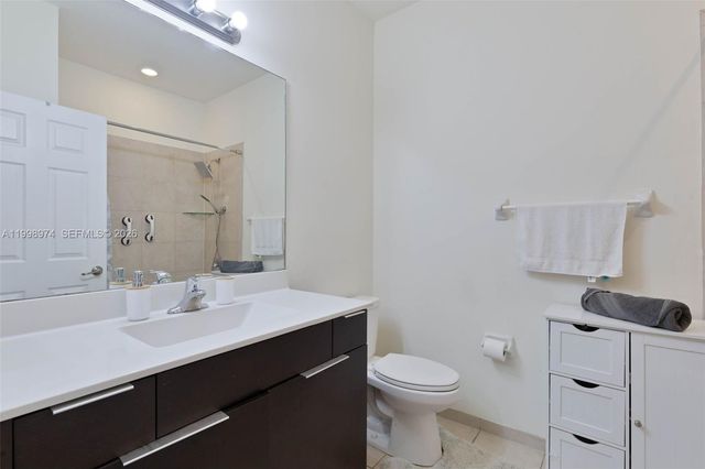 15070 SW 119th Ln, Miami, FL 33196