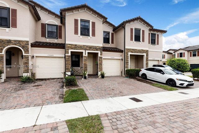 15070 SW 119th Ln, Miami, FL 33196