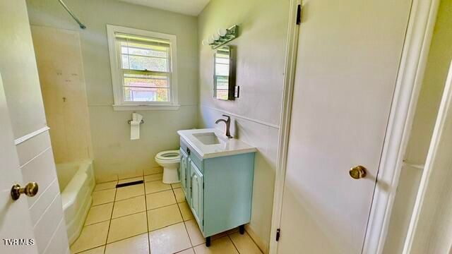 409 Colonial Heights Road, Kingsport, TN 37663