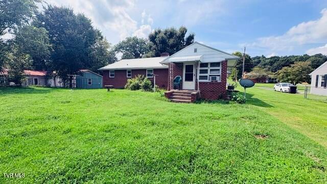 409 Colonial Heights Road, Kingsport, TN 37663