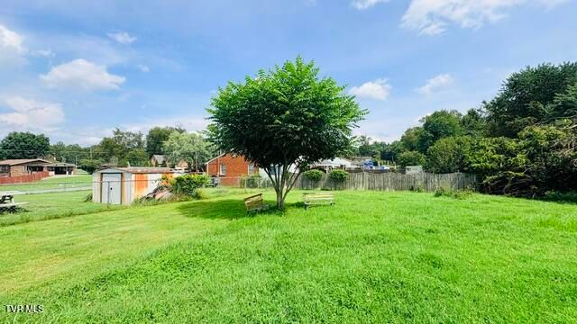 409 Colonial Heights Road, Kingsport, TN 37663