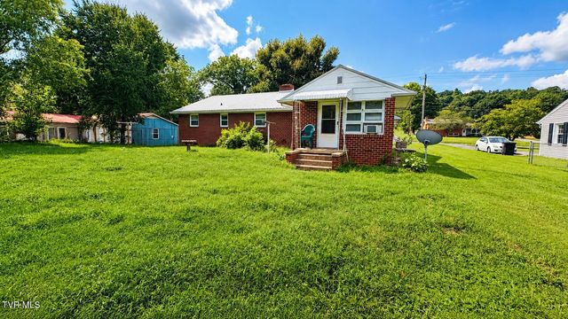 409 Colonial Heights Road, Kingsport, TN 37663