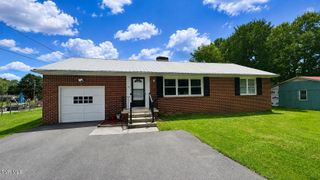 409 Colonial Heights Road, Kingsport, TN 37663