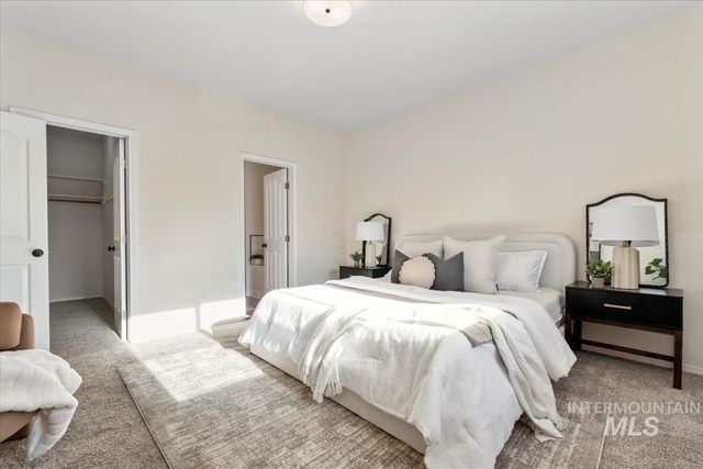 685 S Winthrop Way, Boise, ID 83709