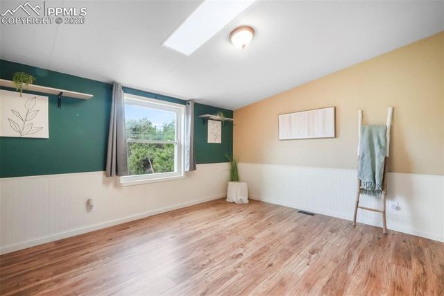 696 Calle De La Nieva, Florissant, CO 80816