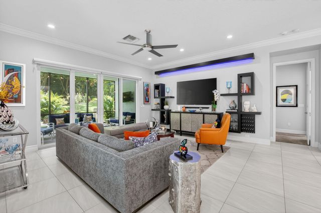 8263 Arabian Range Road, Boynton Beach, FL 33473