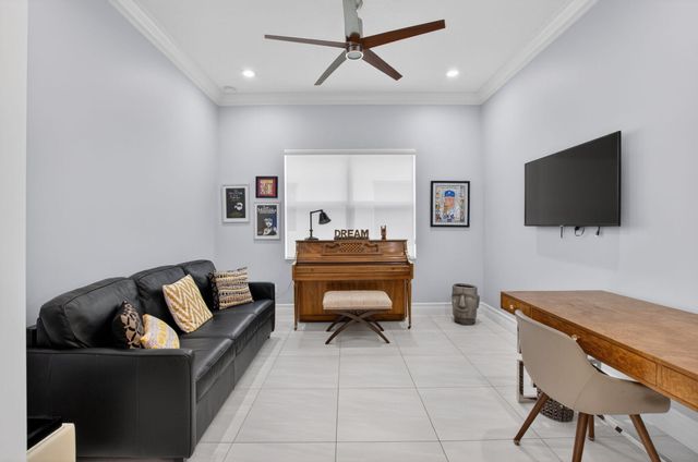 8263 Arabian Range Road, Boynton Beach, FL 33473