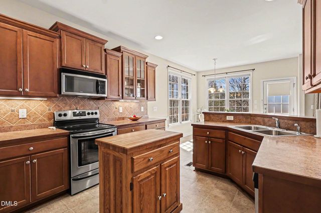 908 Richland Ridge Drive, Wake Forest, NC 27587