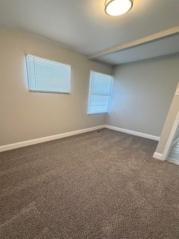 3713 Briarwood Drive, Flint, MI 48507