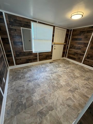3713 Briarwood Drive, Flint, MI 48507