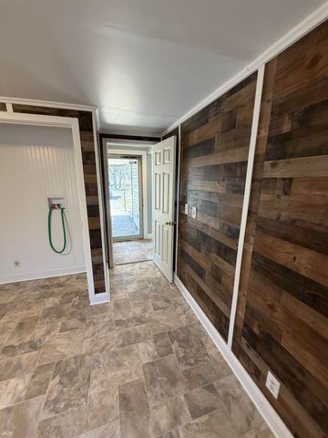 3713 Briarwood Drive, Flint, MI 48507