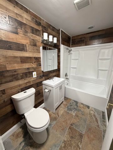 3713 Briarwood Drive, Flint, MI 48507
