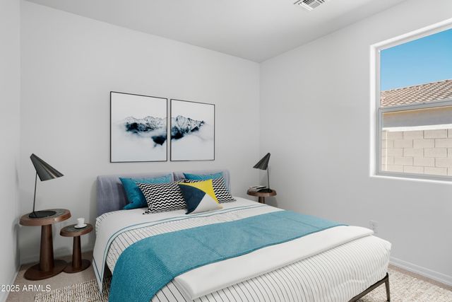 7438 W Rose Lane, Glendale, AZ 85303