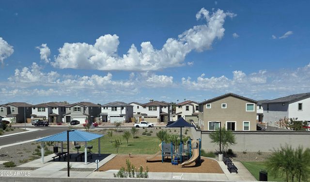 7438 W Rose Lane, Glendale, AZ 85303