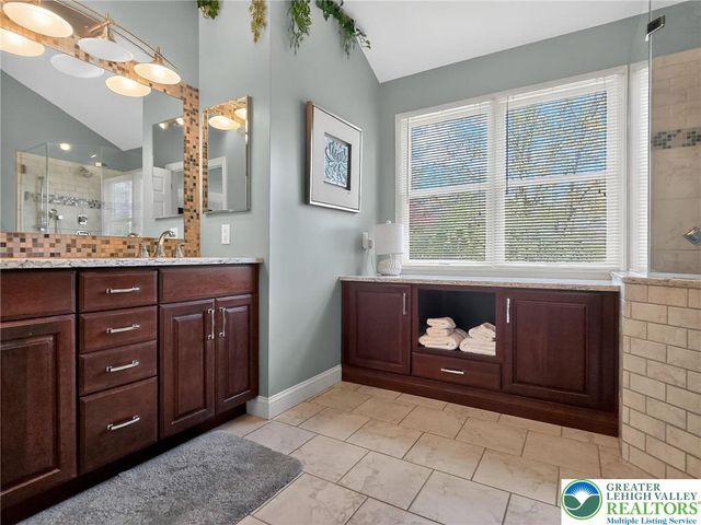 4510 Kathi Drive, Bethlehem City, PA 18017