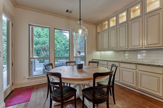59 Freesia Court, The Woodlands, TX 77375