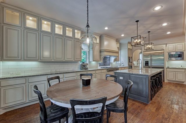 59 Freesia Court, The Woodlands, TX 77375