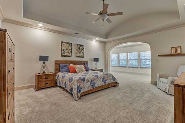 59 Freesia Court, The Woodlands, TX 77375