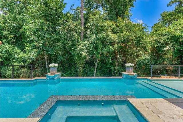 59 Freesia Court, The Woodlands, TX 77375
