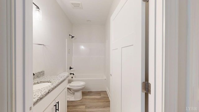 2288 Smith Mountain Lake Parkway, Huddleston, VA 24104