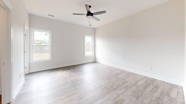 2288 Smith Mountain Lake Parkway, Huddleston, VA 24104